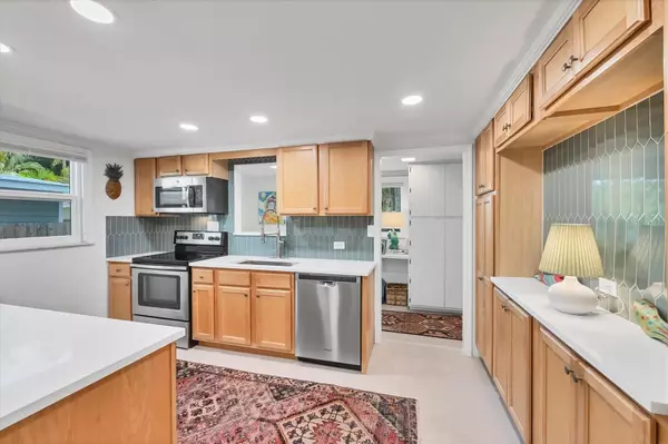 Sarasota, FL 34234,3734 IROQUOIS AVE