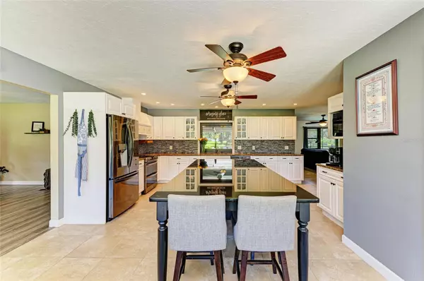 Bradenton, FL 34202,6114 95TH STREET CIR E