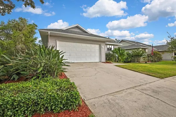 Tarpon Springs, FL 34689,1036 LAKE AVOCA DR
