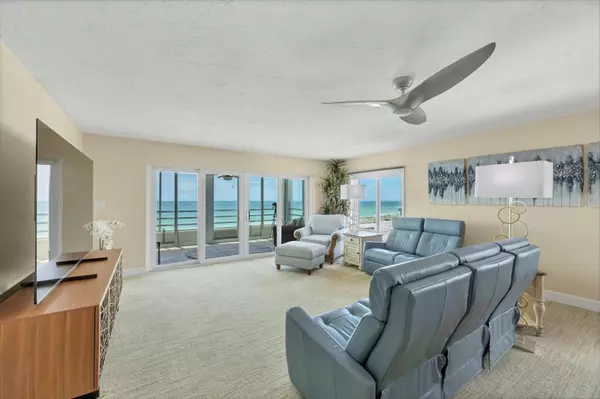 Venice, FL 34285,550 W FLAMINGO DR #401