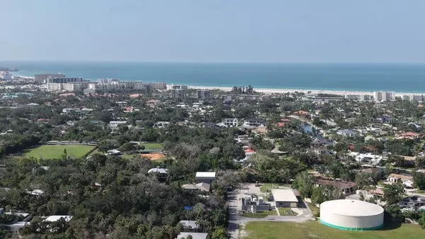 Sarasota, FL 34242,5222 WINDING WAY