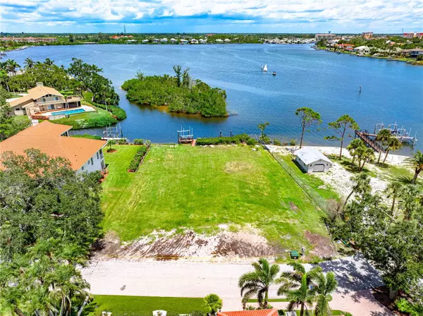 Nokomis, FL 34275,473 ANCHORAGE DR