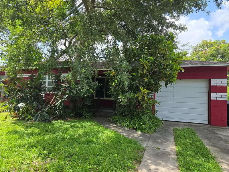 3724 28TH AVE N, St Petersburg, FL 33713