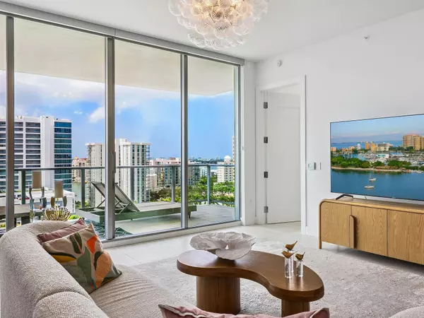 Sarasota, FL 34236,301 QUAY COMMONS #1108