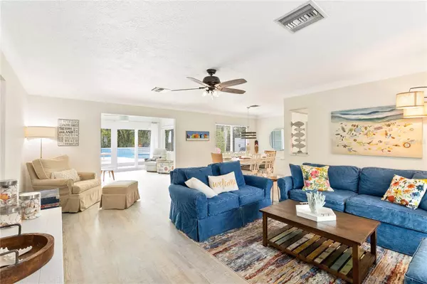 Sarasota, FL 34239,2266 SUNNYSIDE LN