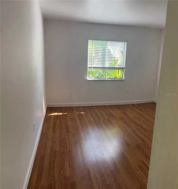Largo, FL 33774,13300 WALSINGHAM RD #6