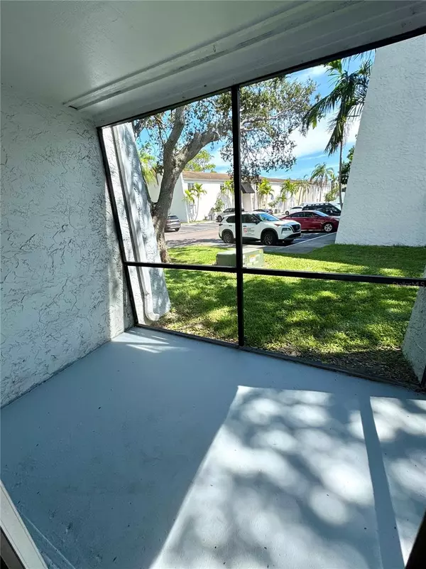 Largo, FL 33774,13300 WALSINGHAM RD #123