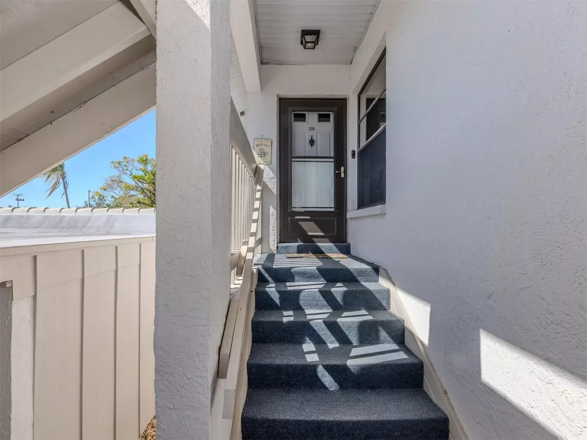 Venice, FL 34292,926 CAPRI ISLES BLVD #228