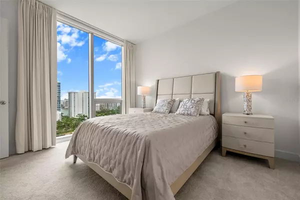 Sarasota, FL 34236,301 QUAY COMMONS #1008