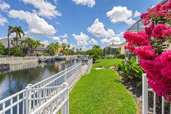 Bradenton, FL 34208,4715 HALYARD DR