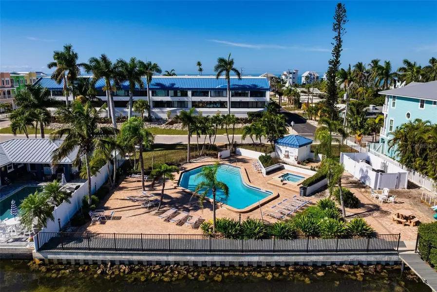 1007 GULF DR N #208, Bradenton Beach, FL 34217