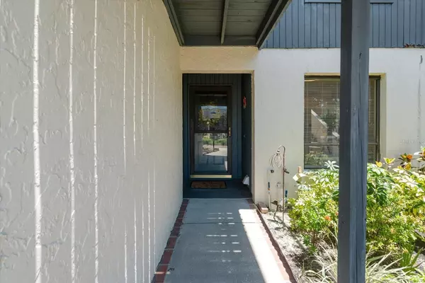Sarasota, FL 34231,7364 CLOISTER DR #7364