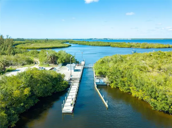 Port Charlotte, FL 33981,10091 BOYLSTON ST