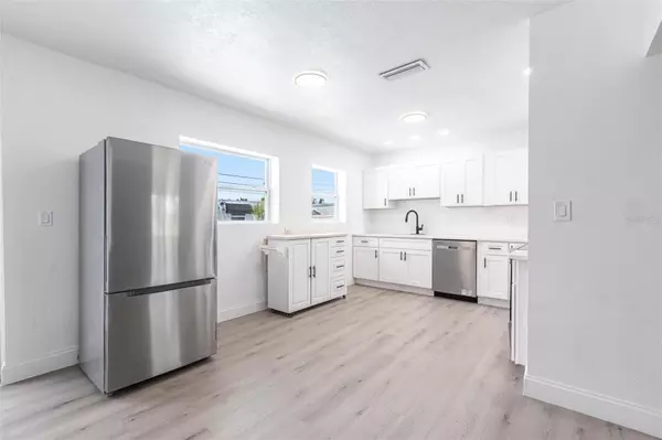St Petersburg, FL 33710,6119 19TH AVE N