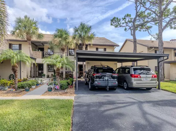 Venice, FL 34285,345 S THREE LAKES LN #B