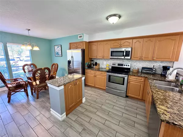 Sarasota, FL 34231,3447 CLARK RD #145