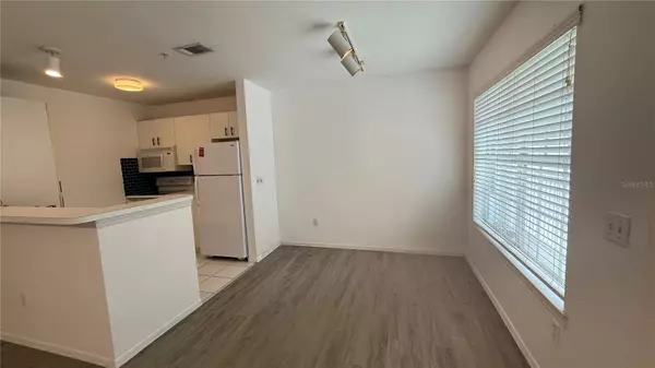 Sarasota, FL 34236,850 S TAMIAMI TRL #222