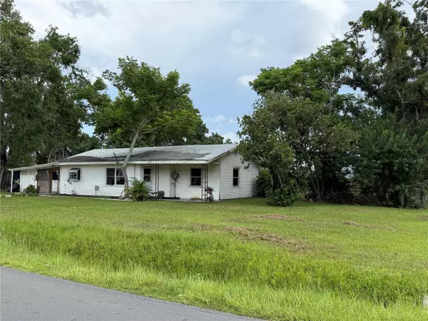 Bradenton, FL 34208,2104 37TH AVE E