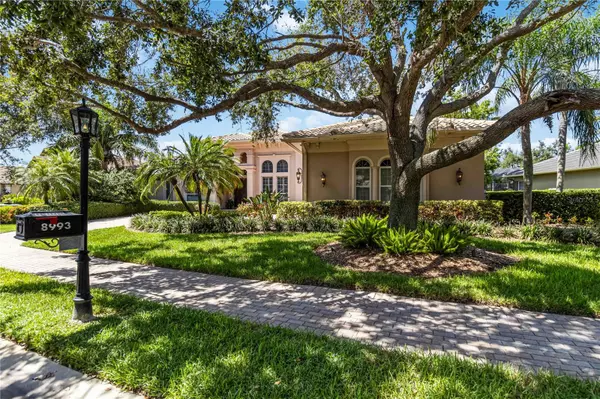 Sarasota, FL 34238,8993 WILDLIFE LOOP