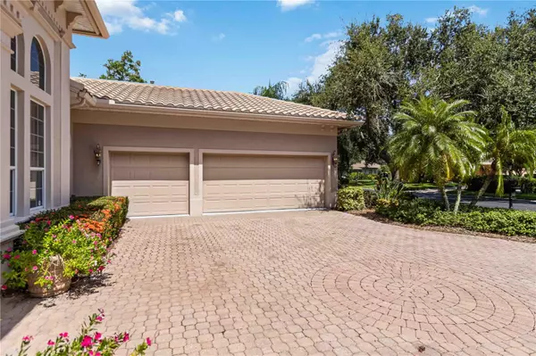 Sarasota, FL 34238,8993 WILDLIFE LOOP