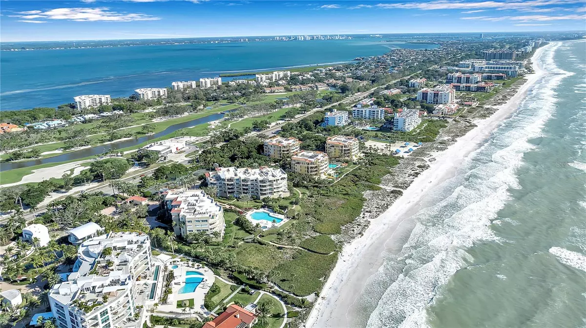 Longboat Key, FL 34228,2165 GULF OF MEXICO DR #114