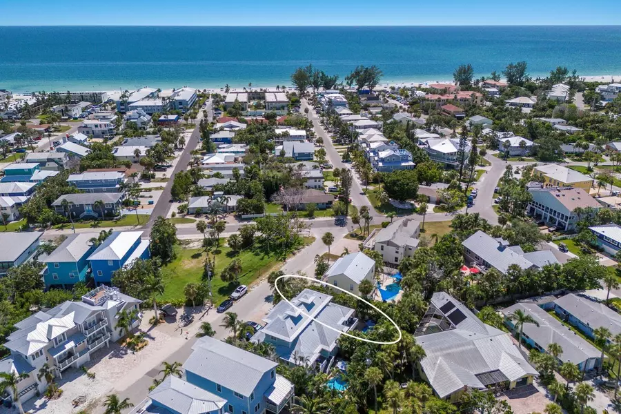 306 CLARK DR #A, Holmes Beach, FL 34217