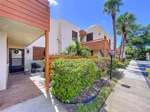 151 WILD PALM DR, Bradenton, FL 34210