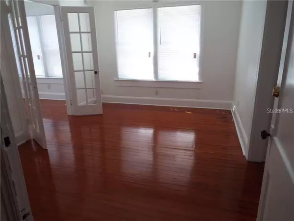 Sarasota, FL 34236,325 OHIO PL #2