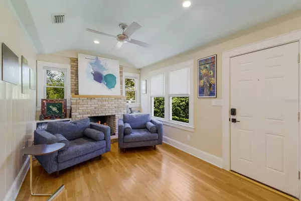 Sarasota, FL 34236,803 OSPREY AVE