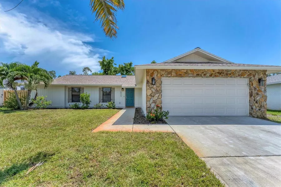 6905 23RD AVE W, Bradenton, FL 34209