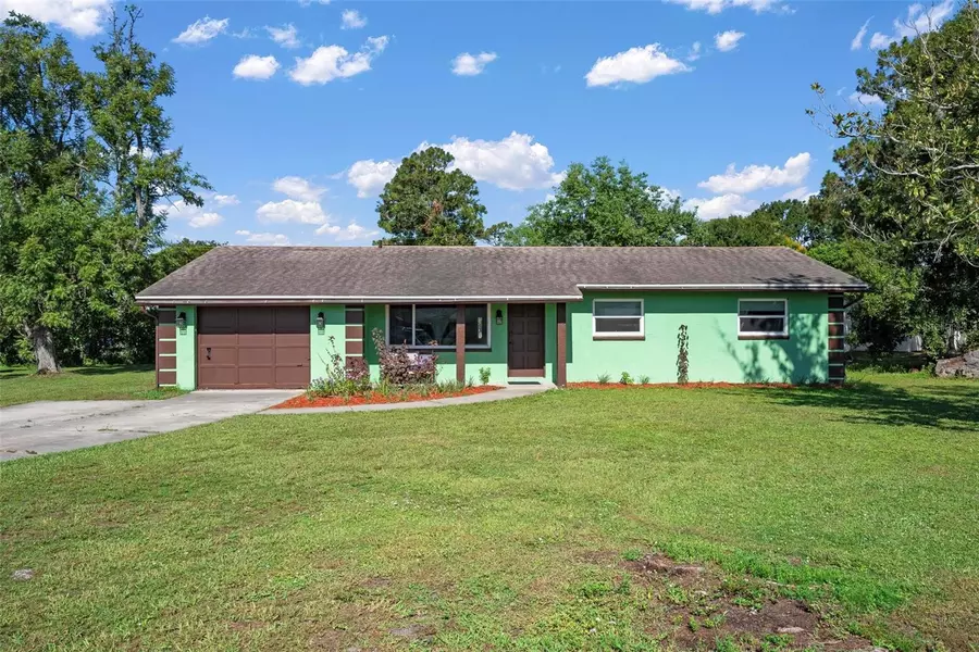 4032 WESTMINSTER DR, Sarasota, FL 34241