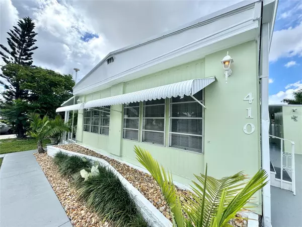 Bradenton, FL 34207,410 49TH AVENUE TER W