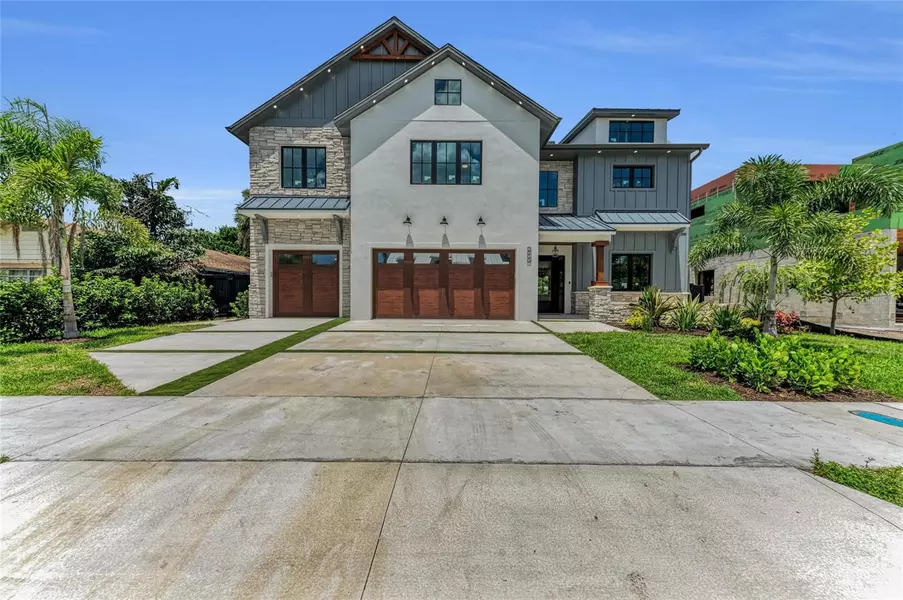 2115 DATURA ST, Sarasota, FL 34239