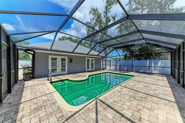 Sarasota, FL 34239,2110 HAWTHORNE ST
