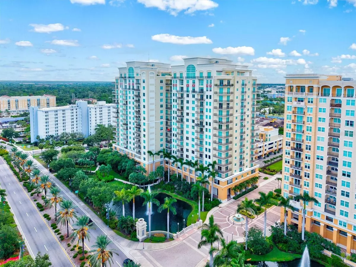 Sarasota, FL 34236,800 N TAMIAMI TRL #1111