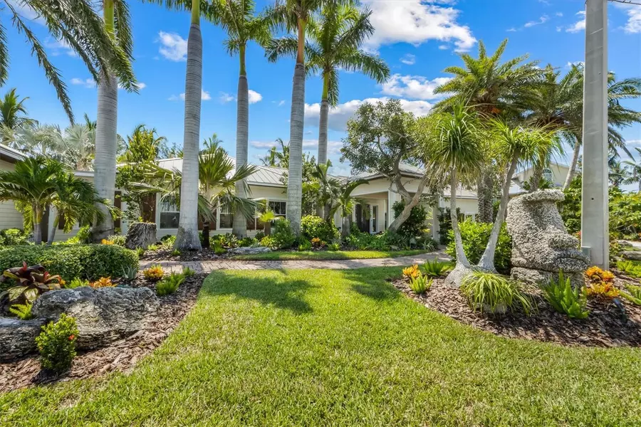 513 BAYVIEW PL, Anna Maria, FL 34216