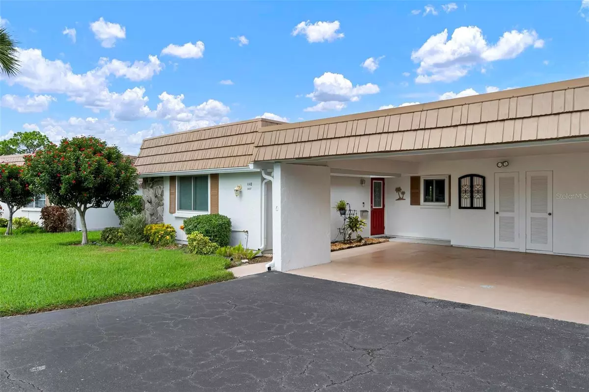 Sarasota, FL 34231,5457 RIVERBLUFF CIR #V48