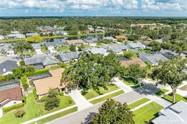 Sarasota, FL 34233,4488 DIAMOND CIR E