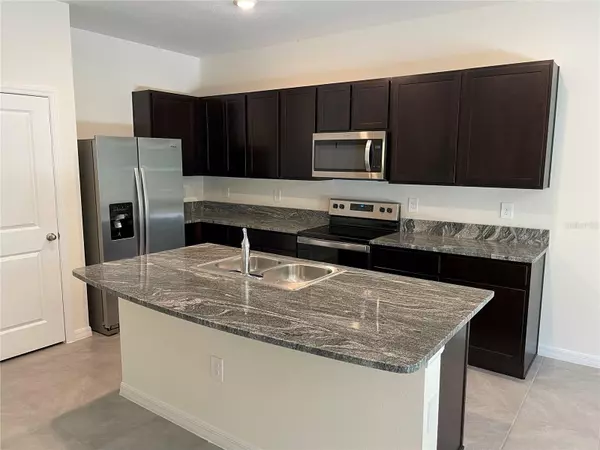 Sarasota, FL 34238,8708 MILESTONE DR