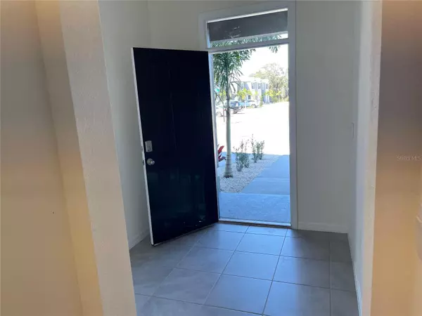 Sarasota, FL 34238,8708 MILESTONE DR