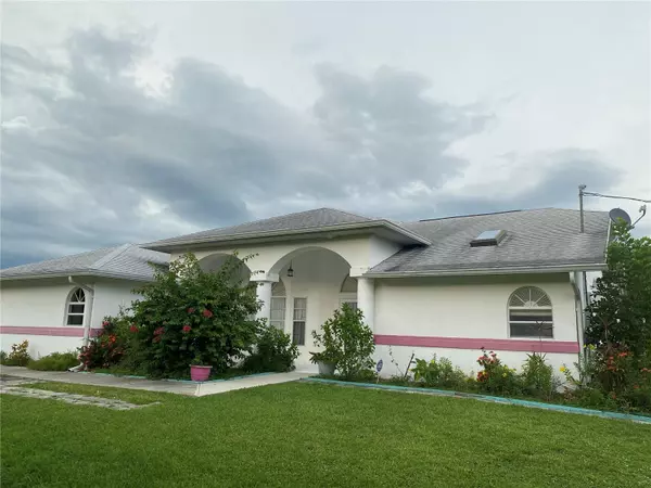 104 FOUNTAIN ST, Port Charlotte, FL 33953