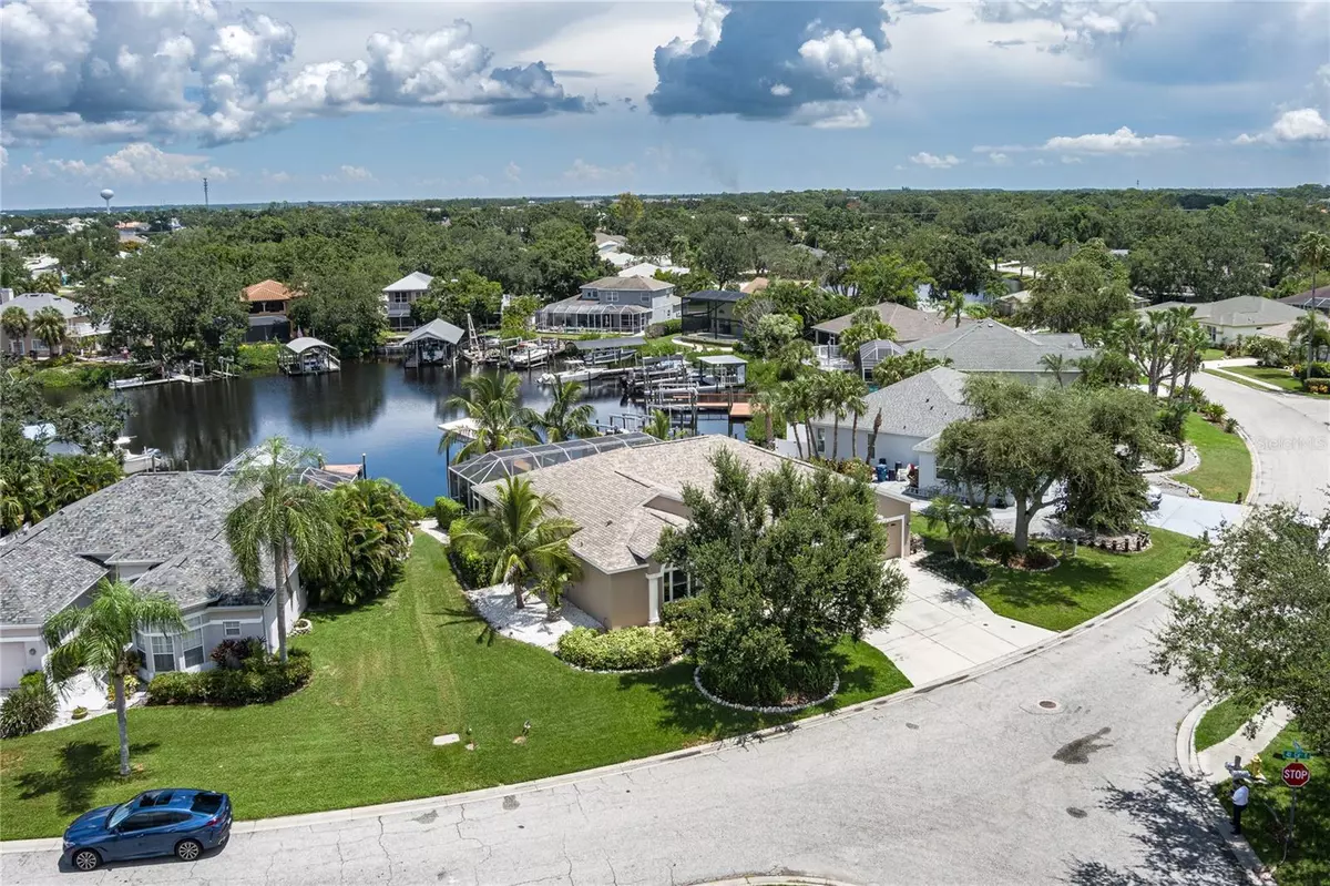 Bradenton, FL 34208,144 41ST CIR E