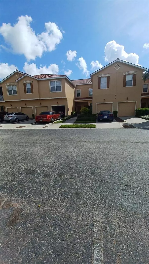 3657 PARKRIDGE CIR #9-102, Sarasota, FL 34243