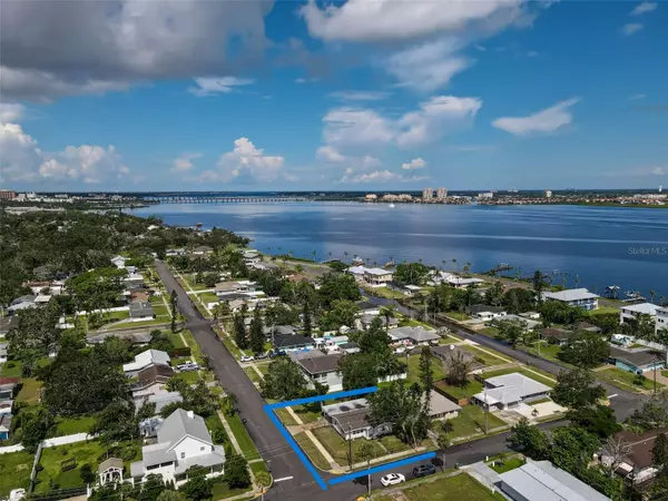 Bradenton, FL 34208,102 20TH ST NE