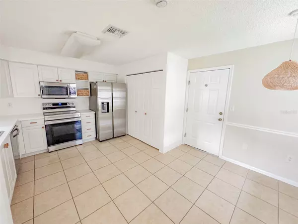 Palmetto, FL 34221,1504 LANTANA CT