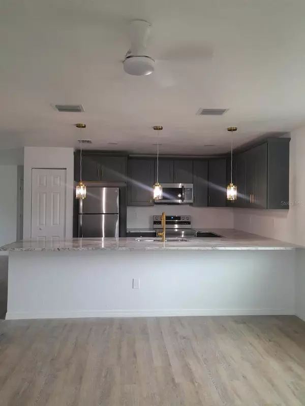 Englewood, FL 34224,6254 SPINNAKER BLVD