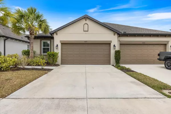 6077 AMBERLY DR, Bradenton, FL 34208