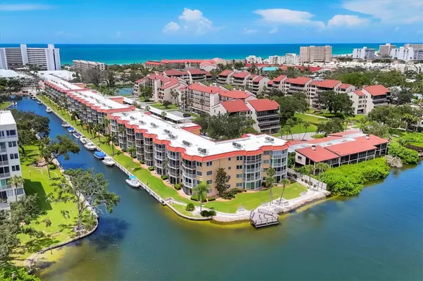 1350 N PORTOFINO DR #107, Sarasota, FL 34242