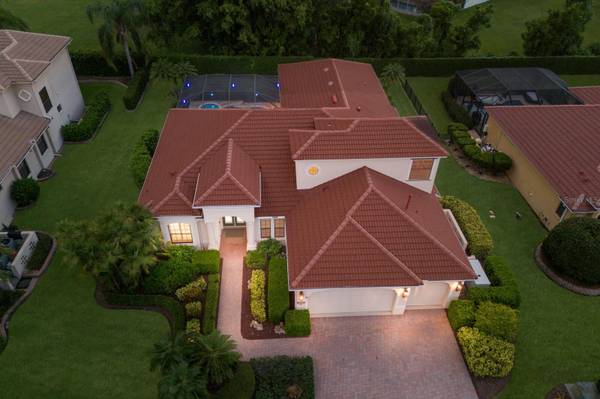 4668 TUSCANA DR, Sarasota, FL 34241