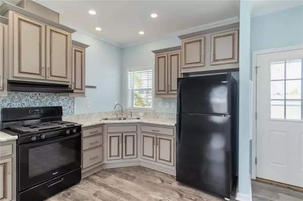 Venice, FL 34285,104 1ST AVE